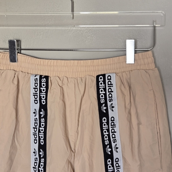 Urban Outfitters X Adidas Originals High-Rise Berlin Tape Track Pant Jogger - Picture 5 of 11